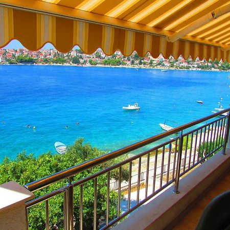 Apartments Dominika Trogir Zewnętrze zdjęcie