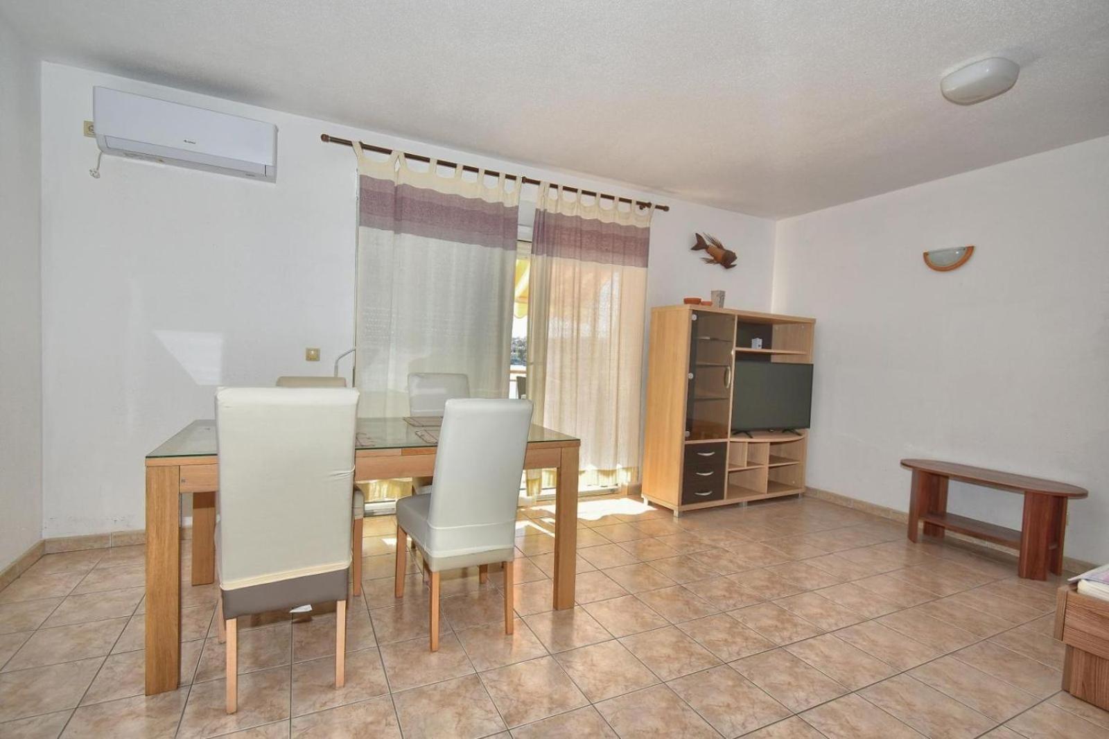 Apartments Dominika Trogir Zewnętrze zdjęcie