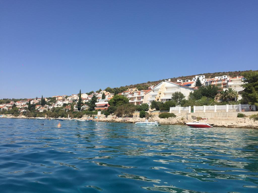 Apartments Dominika Trogir Zewnętrze zdjęcie