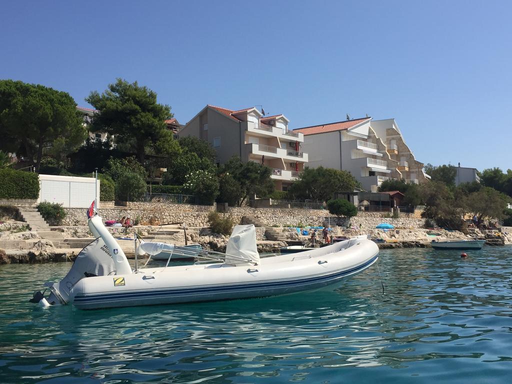 Apartments Dominika Trogir Zewnętrze zdjęcie